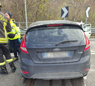 Teramo - Scontro frontale tra due auto al "Lotto zero", morto 38enne